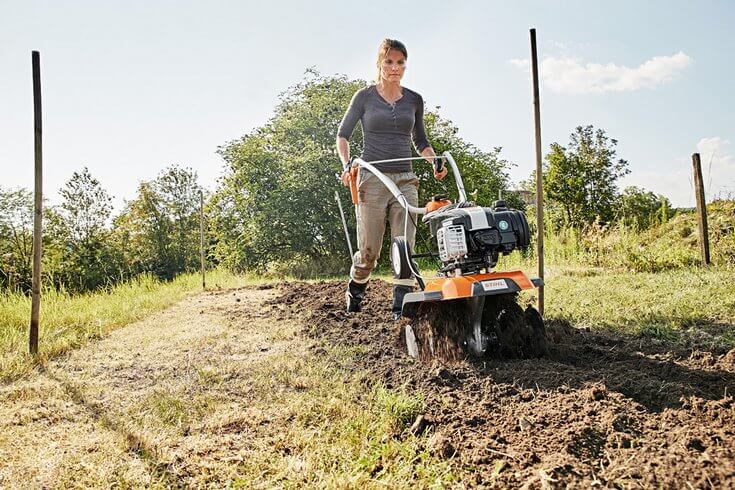 Stihl MH 445 R working